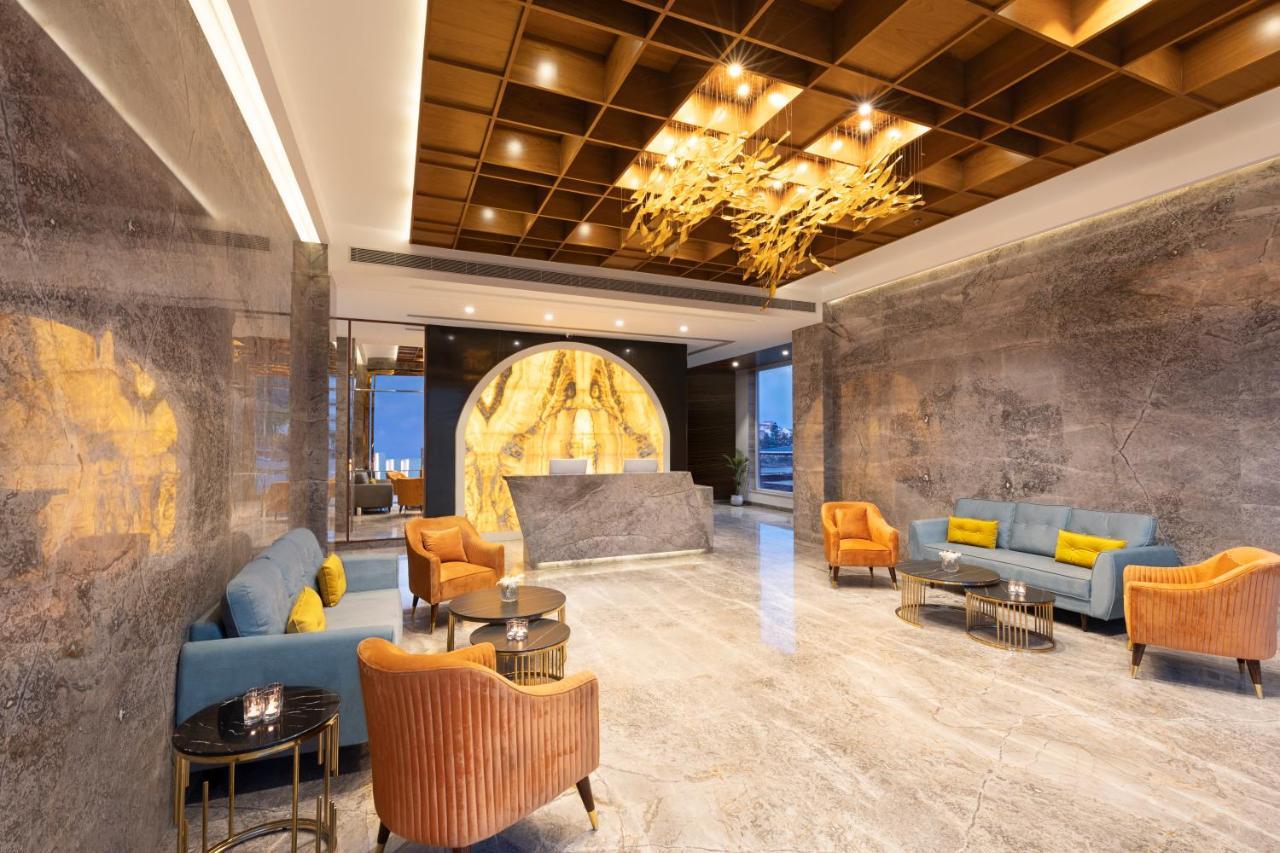 Clarion Hotel เดห์ราดุน ภายนอก รูปภาพ