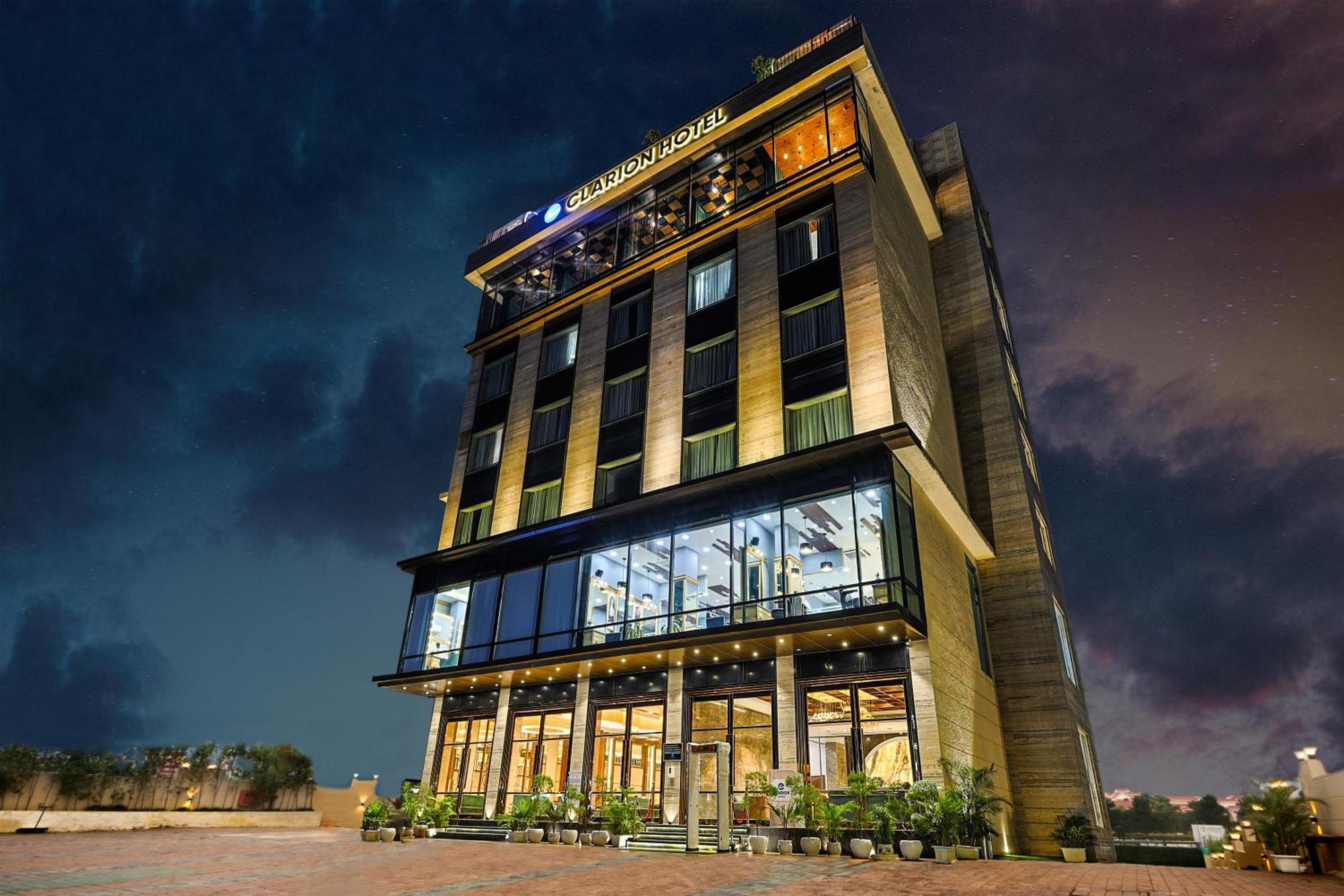Clarion Hotel เดห์ราดุน ภายนอก รูปภาพ